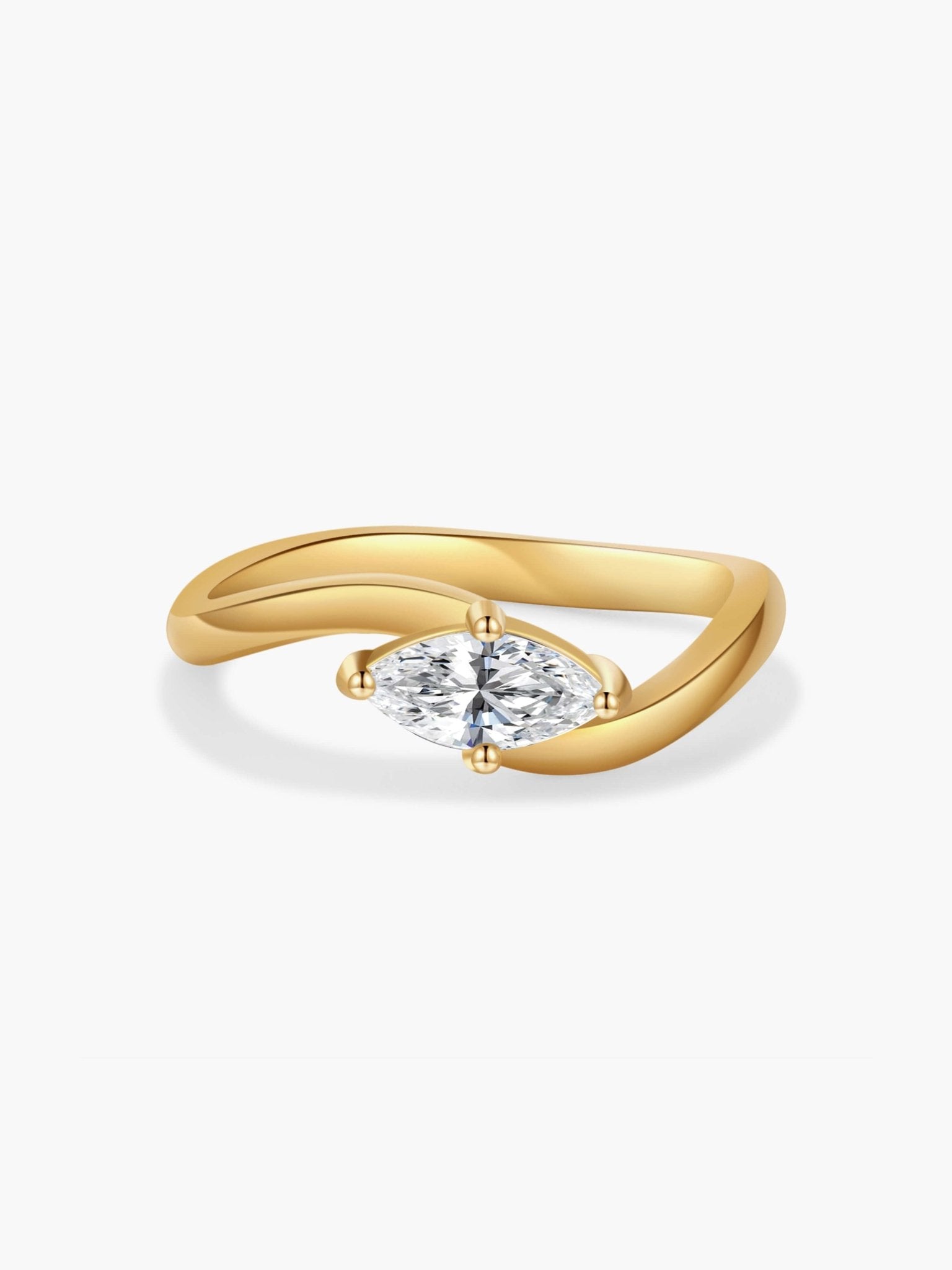 Kalista Twisted Elegance Band Ring